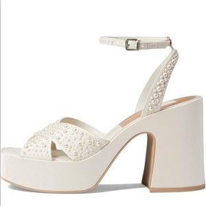 Dolce Vita Women's Wessi Pearl Bold Platform Sole